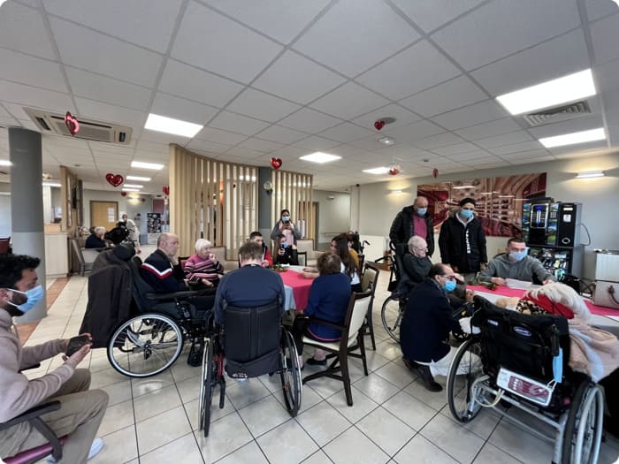 Une expérience enrichissante à l'Ehpad de Sainte Marguerite pour les jeunes en formation FLE
