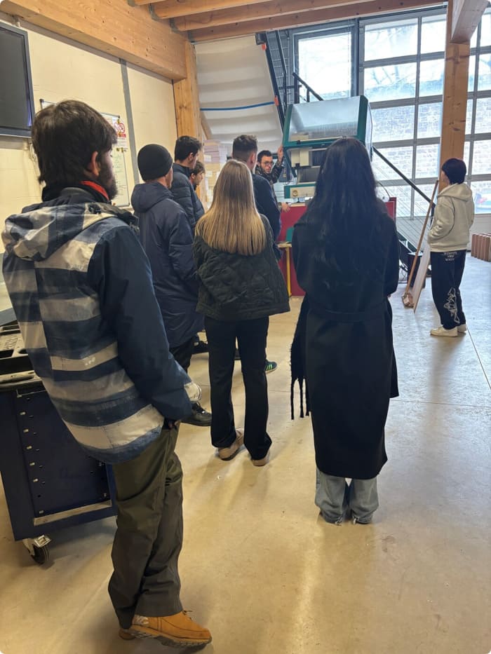 Aujourd'hui, les jeunes du CEJ découvrent la pépinière d'entreprise et le Fab Lab de Saint-Dié