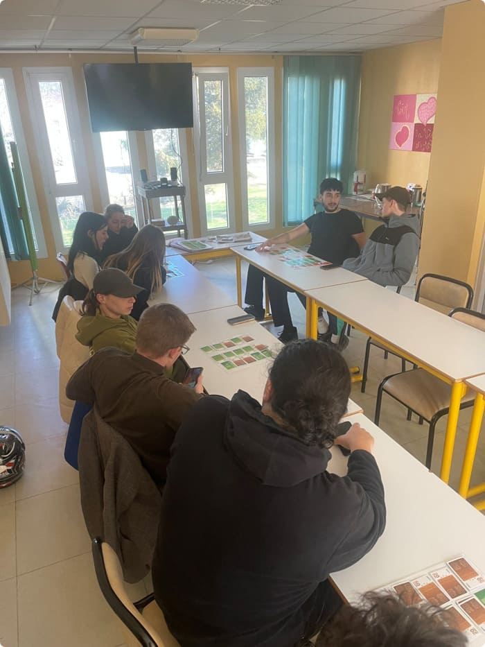 Un après-midi au CLLAJ pour apprendre à jongler avec son budget