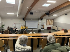 Ciné-débat intergénérationnel, briser la solitude, cultiver le lien social