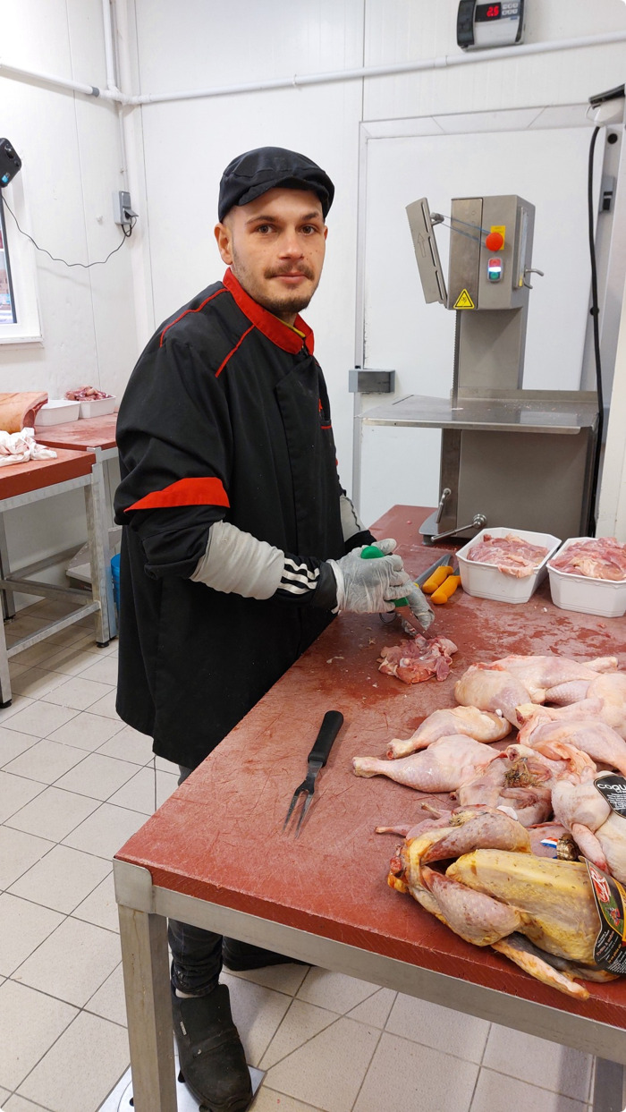 Théo, un nouveau départ en boucherie grâce au CEJ, au parrainage et au soutien de la Région Grand-Est